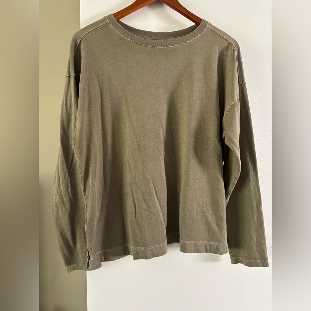 Old Navy Olive Long Sleeve Tee